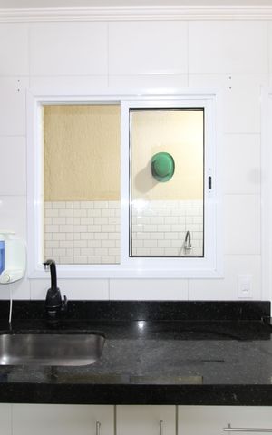 Casa de condomínio à venda com 58m², 2 quartos e 1 vagaCozinha