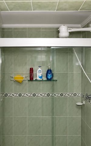 Apartamento à venda com 112m², 3 quartos e 1 vaga Apartamento à venda com 112m², 3 quartos e 1 vagaBanheiro