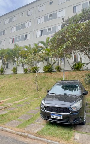 Apartamento para alugar com 52m², 2 quartos e 1 vagaPlaca instalada na fachada do imóvel 