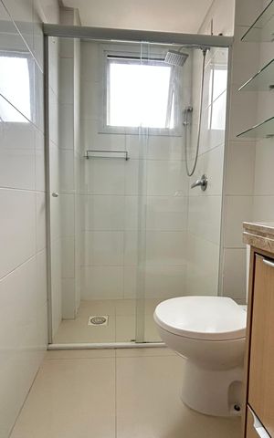 Apartamento para alugar com 77m², 2 quartos e 1 vaga Apartamento para alugar com 77m², 2 quartos e 1 vagaBanheiro