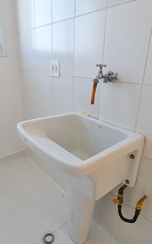 Apartamento para alugar com 72m², 2 quartos e 1 vagaÁrea de Serviço