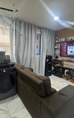 Apartamento à venda com 41m², 2 quartos e sem vaga Apartamento à venda com 41m², 2 quartos e sem vagaSala/Cozinha