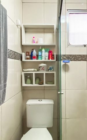Apartamento à venda com 48m², 2 quartos e 1 vaga Apartamento à venda com 48m², 2 quartos e 1 vagaBanheiro