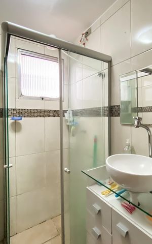 Apartamento à venda com 48m², 2 quartos e 1 vaga Apartamento à venda com 48m², 2 quartos e 1 vagaBanheiro