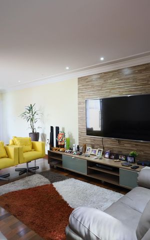 Casa à venda com 270m², 4 quartos e 4 vagasSala