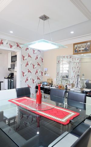 Casa à venda com 270m², 4 quartos e 4 vagasCozinha