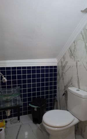 Casa à venda com 270m², 4 quartos e 4 vagasLavabo 2