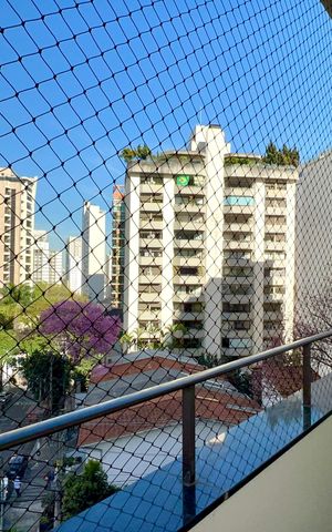 Apartamento à venda com 202m², 4 quartos e 3 vagas Apartamento à venda com 202m², 4 quartos e 3 vagasVaranda da suite