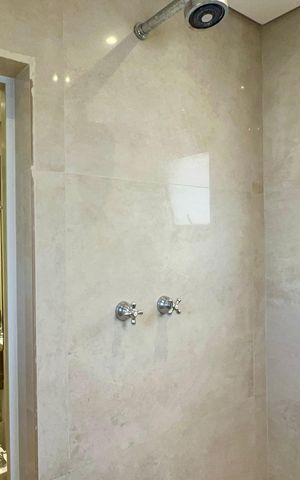 Apartamento à venda com 202m², 4 quartos e 3 vagas Apartamento à venda com 202m², 4 quartos e 3 vagasBanheiro da Suíte 4