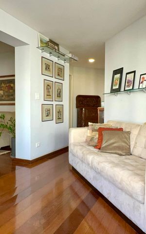 Apartamento à venda com 202m², 4 quartos e 3 vagas Apartamento à venda com 202m², 4 quartos e 3 vagasSala