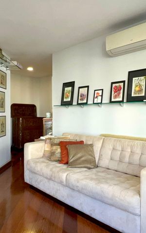 Apartamento à venda com 202m², 4 quartos e 3 vagas Apartamento à venda com 202m², 4 quartos e 3 vagasSala