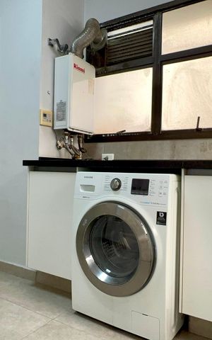 Apartamento à venda com 202m², 4 quartos e 3 vagas Apartamento à venda com 202m², 4 quartos e 3 vagasÁrea de Serviço