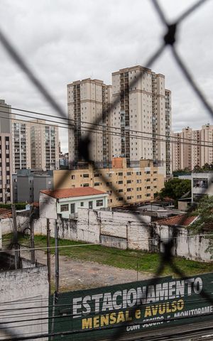 Apartamento para alugar com 81m², 2 quartos e 1 vagaQuarto 2 - vista