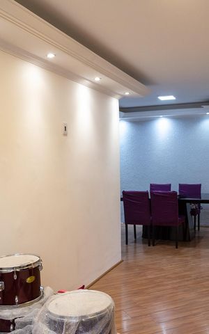 Apartamento para alugar com 81m², 2 quartos e 1 vagaSala