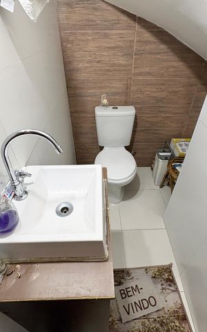 Casa à venda com 107m², 3 quartos e 1 vaga Casa à venda com 107m², 3 quartos e 1 vagaLavabo