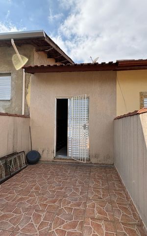 Casa à venda com 107m², 3 quartos e 1 vaga Casa à venda com 107m², 3 quartos e 1 vagaVaranda do Quarto 2