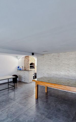 Apartamento para alugar com 74m², 2 quartos e 1 vagaÁrea comum - Salão de festas
