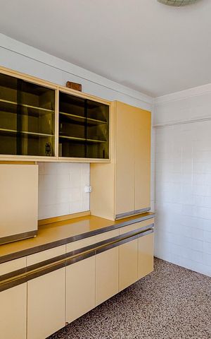 Apartamento para alugar com 74m², 2 quartos e 1 vagaCozinha