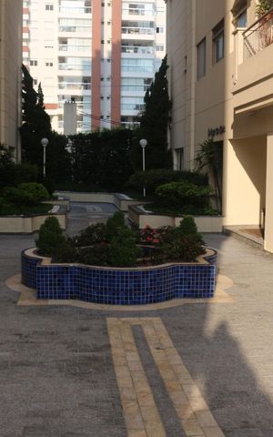 Apartamento para alugar com 64m², 2 quartos e 1 vagaÁrea comum