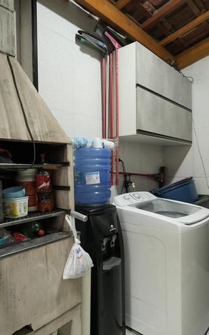 Casa para alugar com 205m², 4 quartos e 1 vagaÁrea de Serviço