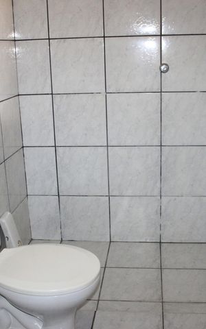 Casa à venda com 600m², 6 quartos e 6 vagasBanheiro da Suíte (casa 1)