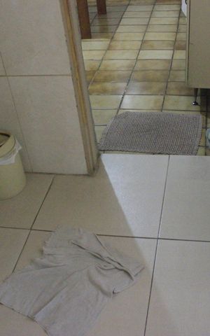Casa à venda com 600m², 6 quartos e 6 vagasBanheiro social (casa 1)