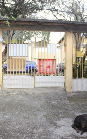 Casa à venda com 600m², 6 quartos e 6 vagasQuintal/ Garagem 