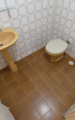Apartamento para alugar com 96m², 2 quartos e sem vagaBanheiro