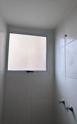 Apartamento à venda com 43m², 2 quartos e 1 vaga Apartamento à venda com 43m², 2 quartos e 1 vagaBanheiro