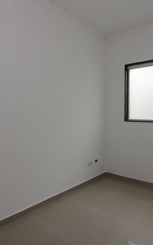 Casa de condomínio à venda com 155m², 3 quartos e 4 vagassuíte 2