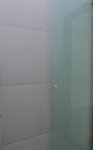 Casa de condomínio à venda com 155m², 3 quartos e 4 vagasBanheiro da Suíte 1