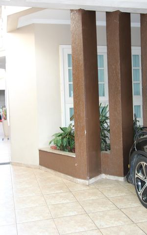 Casa à venda com 280m², 3 quartos e 2 vagasGaragem
