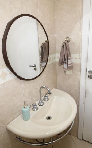 Casa à venda com 280m², 3 quartos e 2 vagasLavabo