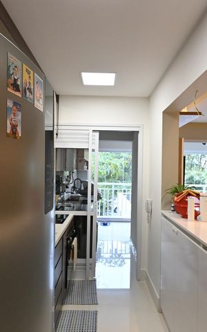 Apartamento à venda com 96m², 3 quartos e 2 vagasCozinha