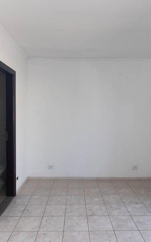 Casa para alugar com 130m², 2 quartos e 2 vagas Casa para alugar com 130m², 2 quartos e 2 vagasQuarto Suíte