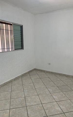 Casa para alugar com 212m², 3 quartos e 3 vagas Casa para alugar com 212m², 3 quartos e 3 vagasQuarto
