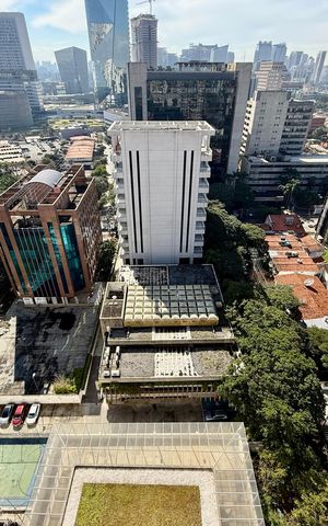 Apartamento à venda com 76m², 2 quartos e 2 vagas Apartamento à venda com 76m², 2 quartos e 2 vagasVista