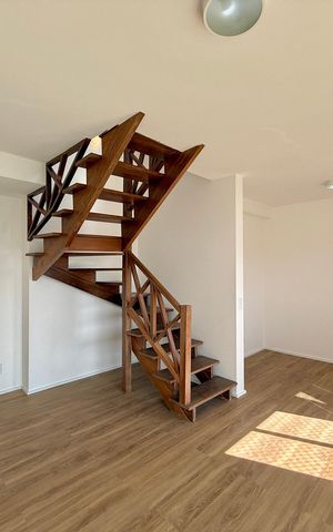 Apartamento à venda com 76m², 2 quartos e 2 vagas Apartamento à venda com 76m², 2 quartos e 2 vagasSala