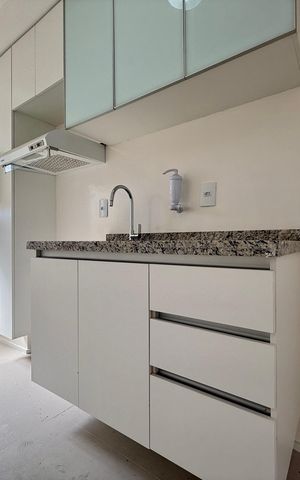 Apartamento à venda com 76m², 2 quartos e 2 vagas Apartamento à venda com 76m², 2 quartos e 2 vagasCozinha