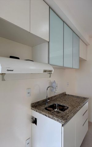 Apartamento à venda com 76m², 2 quartos e 2 vagas Apartamento à venda com 76m², 2 quartos e 2 vagasCozinha