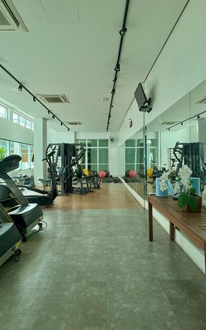 Apartamento à venda com 76m², 2 quartos e 2 vagas Apartamento à venda com 76m², 2 quartos e 2 vagasAcademia