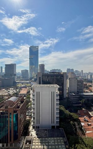 Apartamento à venda com 76m², 2 quartos e 2 vagas Apartamento à venda com 76m², 2 quartos e 2 vagasVista