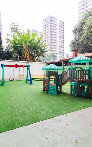 Apartamento para alugar com 55m², 2 quartos e 1 vaga Apartamento para alugar com 55m², 2 quartos e 1 vagaÁrea comum - Playground