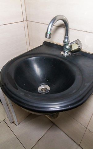 Casa para alugar com 45m², 1 quarto e sem vaga Casa para alugar com 45m², 1 quarto e sem vagaBanheiro