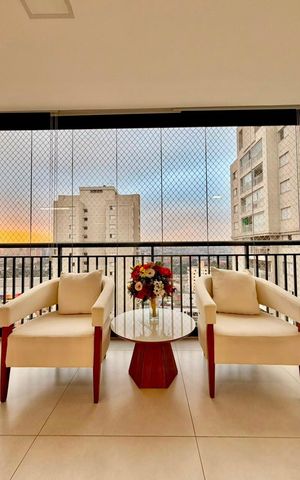 Apartamento à venda com 106m², 2 quartos e 2 vagas Apartamento à venda com 106m², 2 quartos e 2 vagasVaranda