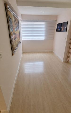 Apartamento à venda com 87m², 2 quartos e 2 vagas Apartamento à venda com 87m², 2 quartos e 2 vagasSala