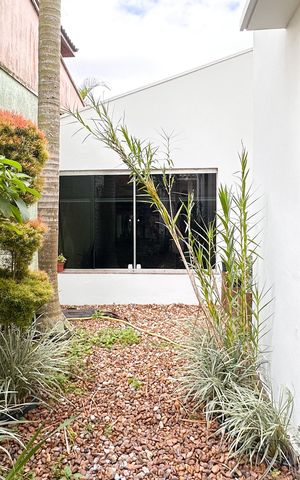 Casa à venda com 291m², 3 quartos e 4 vagasJardim de Inverno