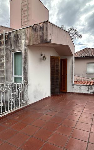 Casa à venda com 291m², 3 quartos e 4 vagasSacada dos Quartos