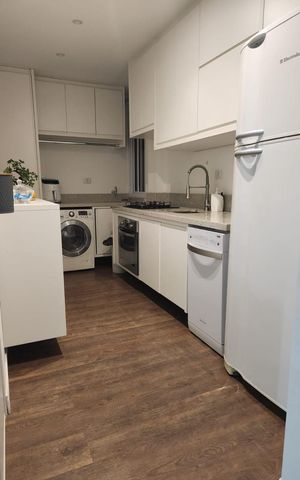 Apartamento à venda com 75m², 3 quartos e 2 vagas Apartamento à venda com 75m², 3 quartos e 2 vagasCozinha