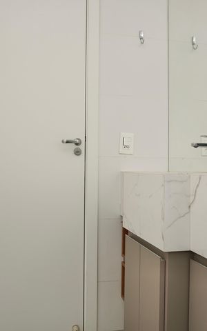 Apartamento à venda com 58m², 2 quartos e 1 vagaSuíte - Banheiro 